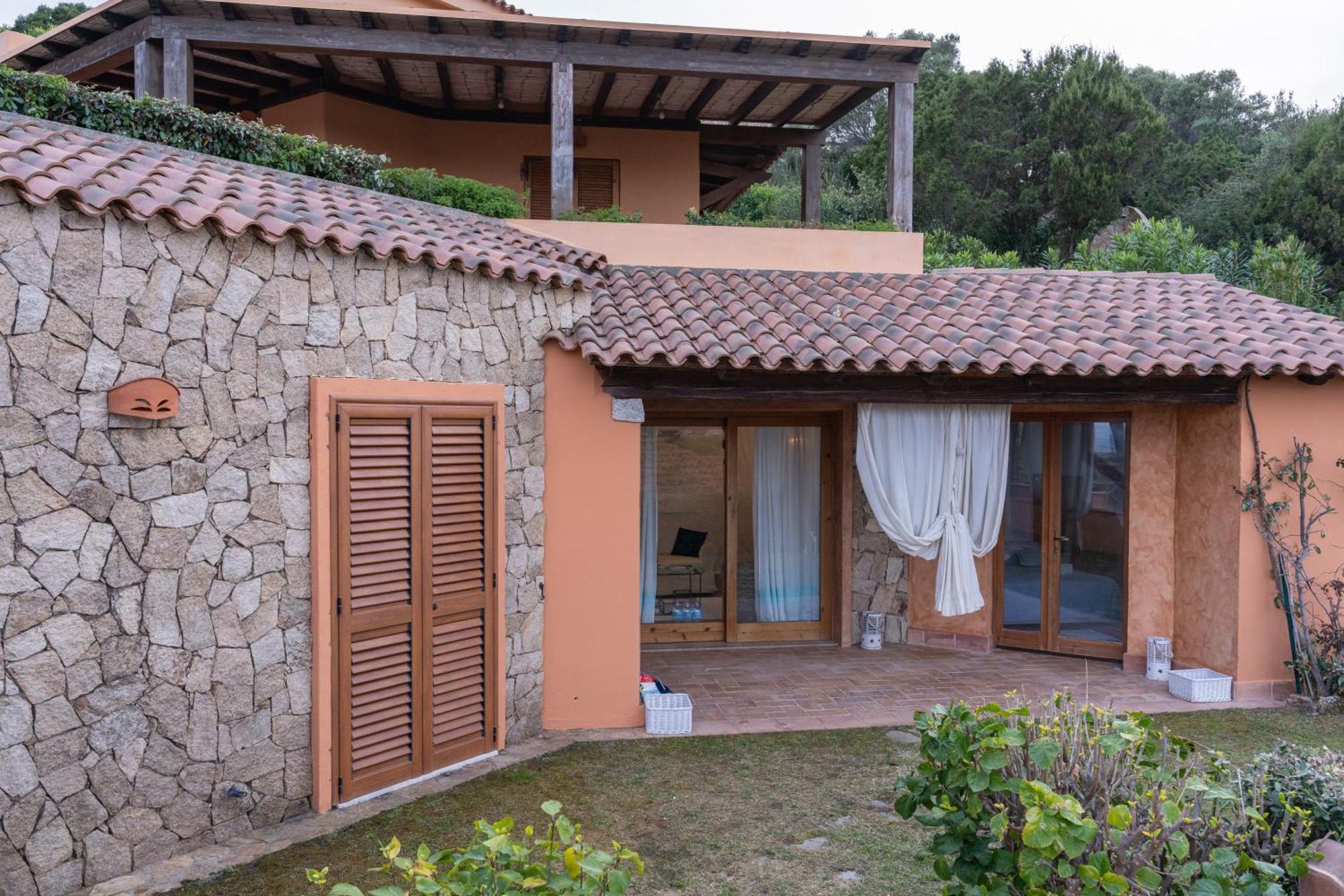 Residenza Del Barone Villa Zoe Chia - Vista Mare Exterior foto
